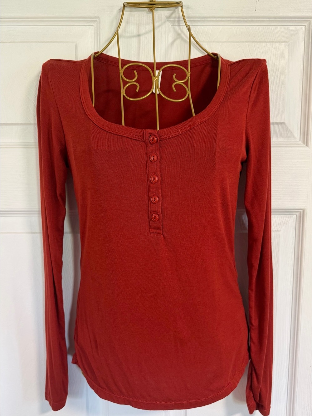 NWOT Halara Long-Sleeve Henley Top